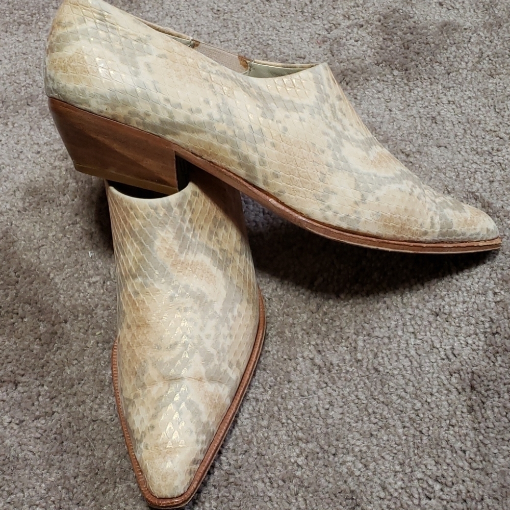 Via spiga italian mini bootie snakeskin tan gold